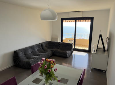 Appartement - 97 m² - 4 pièces