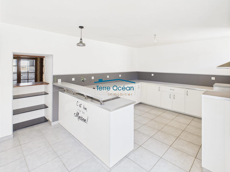 Maison - 160 m² - 6 pièces