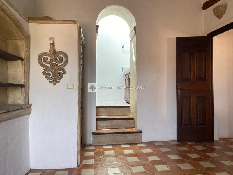 Maison - 300 m² - 10 pièces