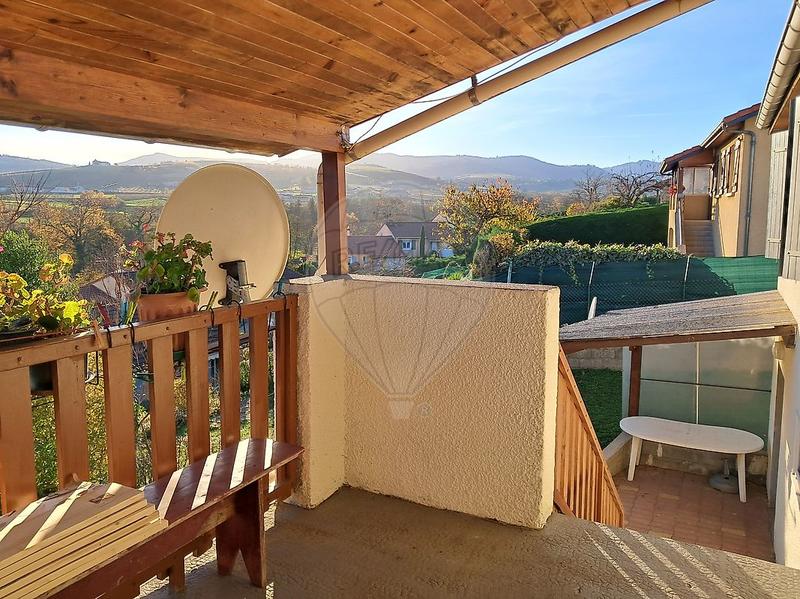 Maison - 110 m² - 6 pièces