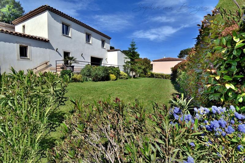 Mas - 170 m² - 7 pièces