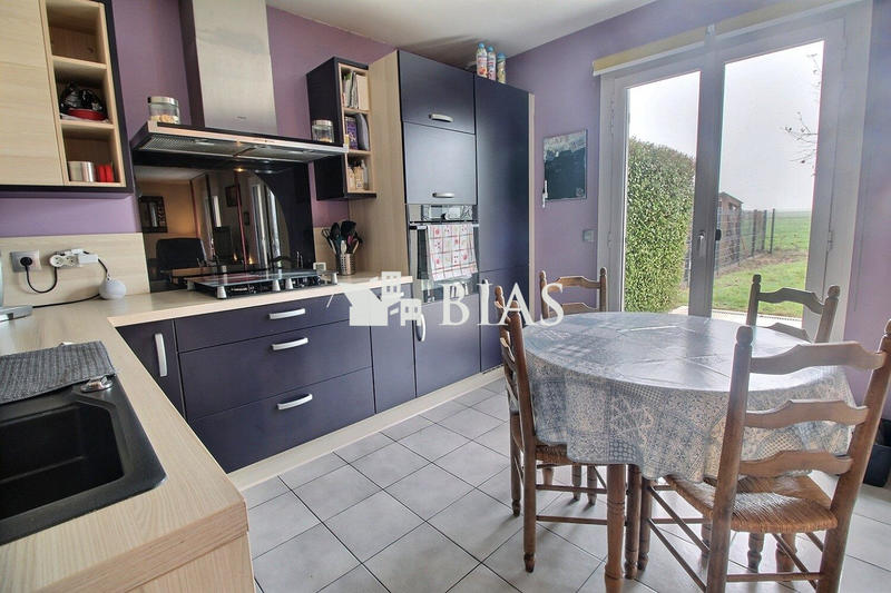 Maison - 102 m² - 4 pièces