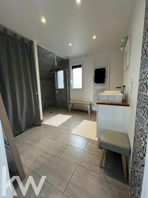 Demeure - 510 m² - 13 pièces