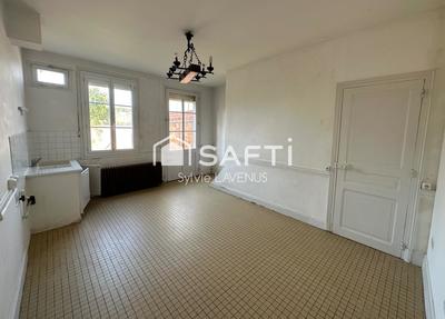 Maison - 180 m² - 7 pièces