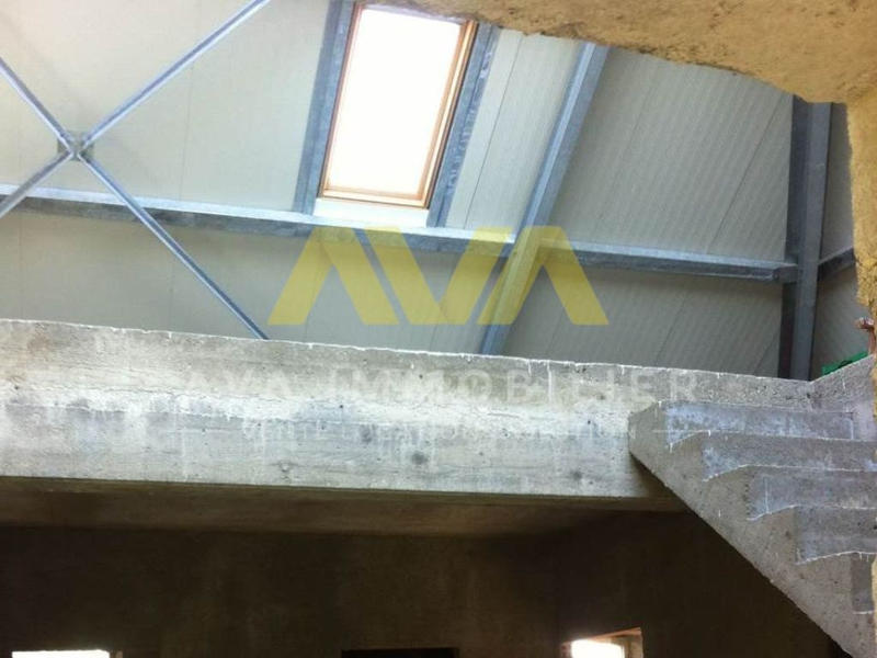 Maison - 300 m² - 7 pièces