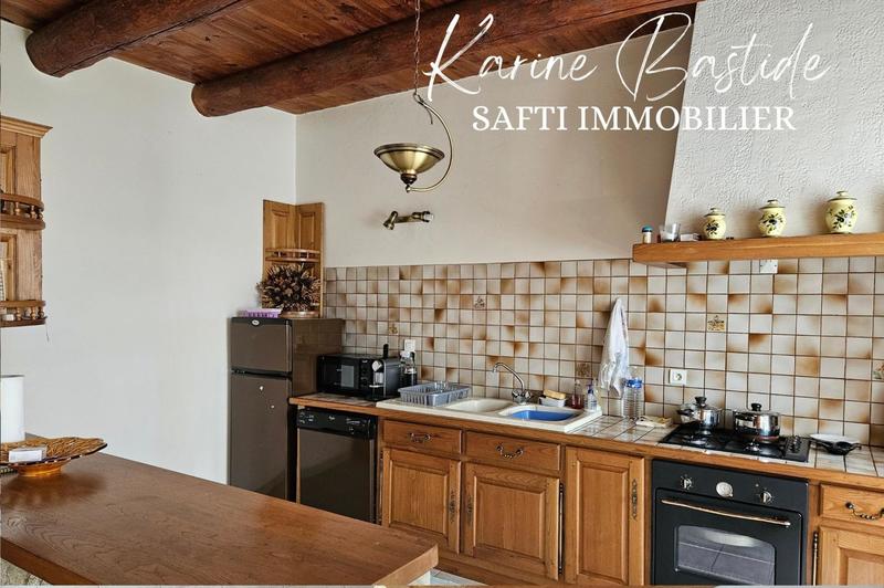 Maison - 175 m² - 8 pièces