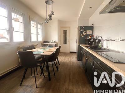 Maison - 150 m² - 5 pièces