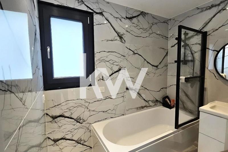 Maison d'architecte - 446 m² - 9 pièces