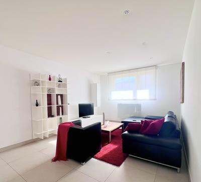 Appartement - 74 m² - 2 pièces