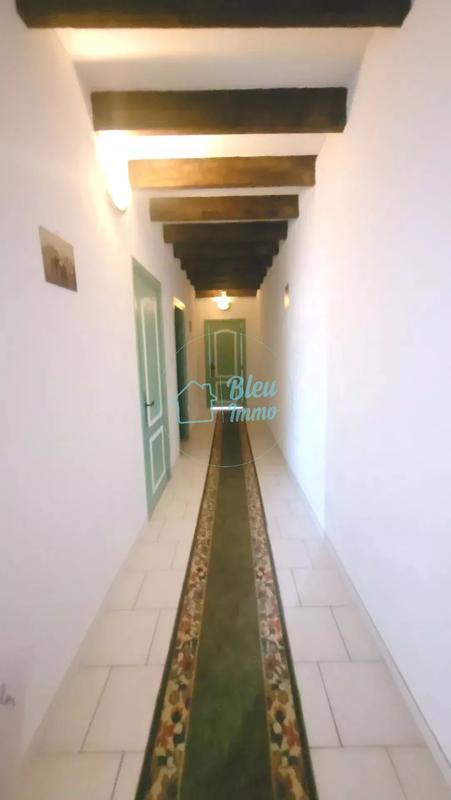 Maison - 288 m² - 8 pièces