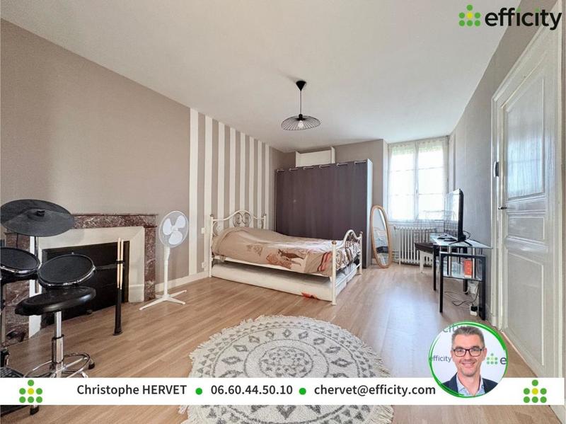 Maison - 272 m² - 7 pièces