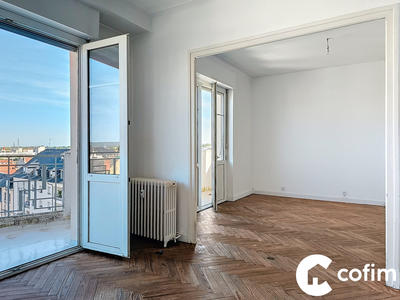 Appartement - 80 m² - 3 pièces