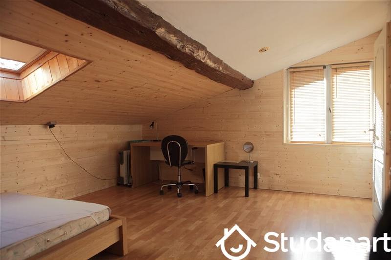 Chambre - 10 m² - 1 pièce