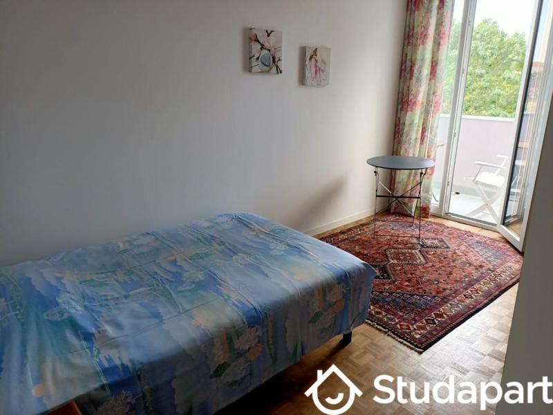 Chambre - 14 m² - 1 pièce