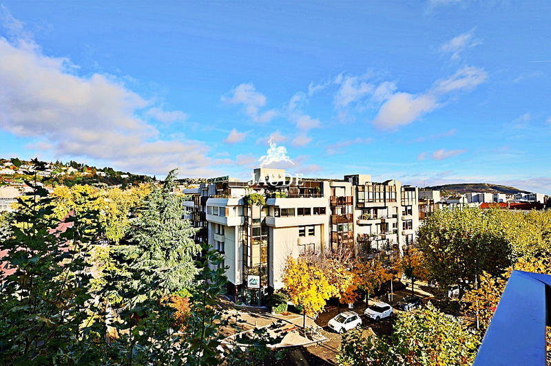 Appartement - 101 m² - 5 pièces