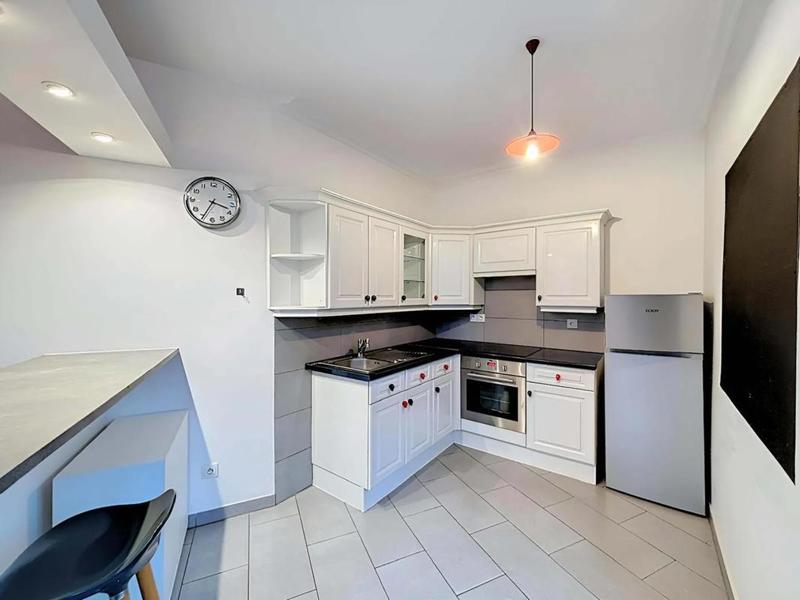 Appartement - 81 m² - 3 pièces