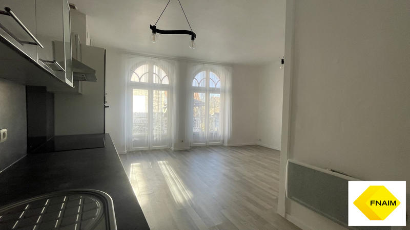 Maison - 199 m² - 7 pièces