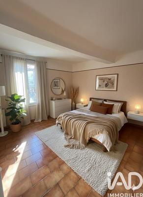 Appartement - 80 m² - 3 pièces