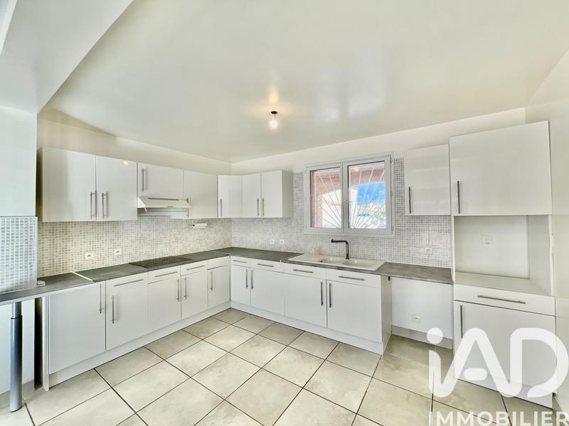 Maison - 147 m² - 5 pièces