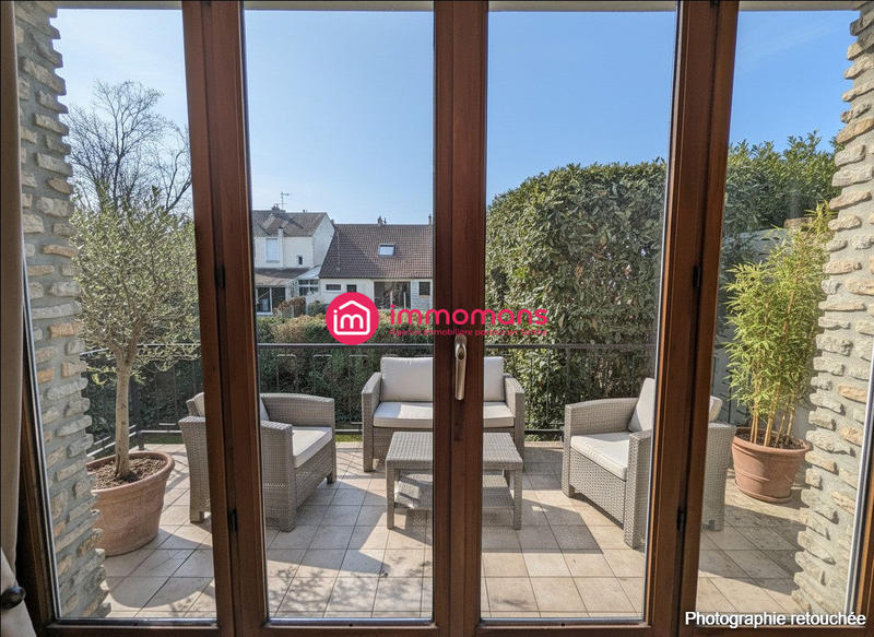 Maison traditionnelle - 147 m² - 7 pièces