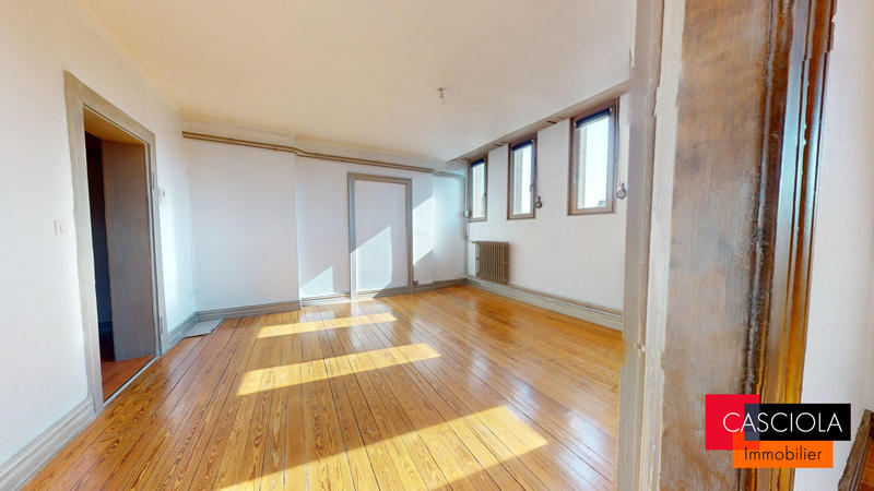 Appartement - 144 m² - 4 pièces