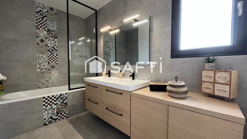 Maison - 126 m² - 5 pièces