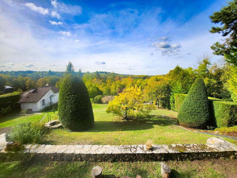 Maison - 212 m² - 10 pièces