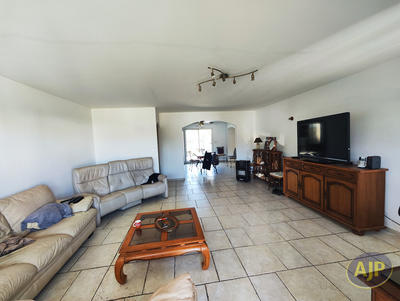 Maison - 185 m² - 7 pièces