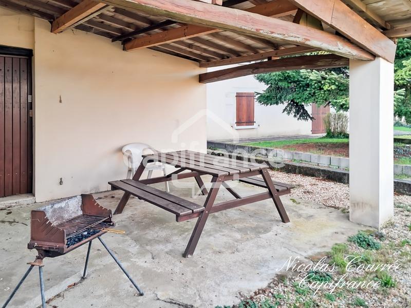 Maison - 214 m² - 5 pièces