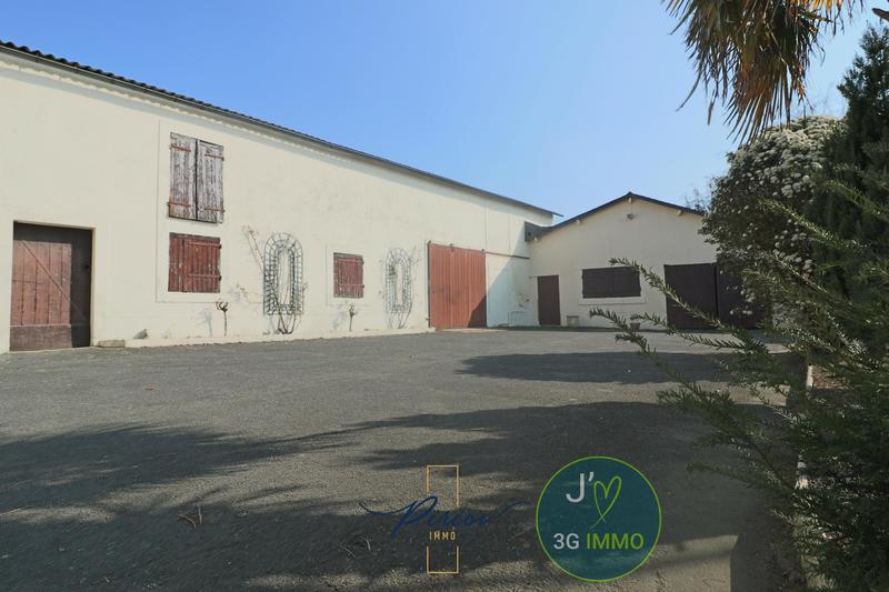 Demeure - 171 m² - 6 pièces