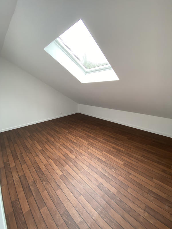 Maison - 106 m² - 6 pièces