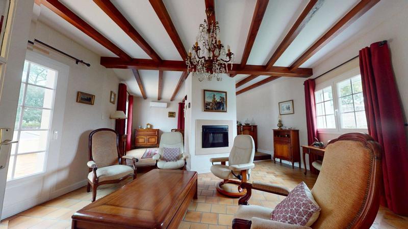 Pavillon - 121 m² - 6 pièces