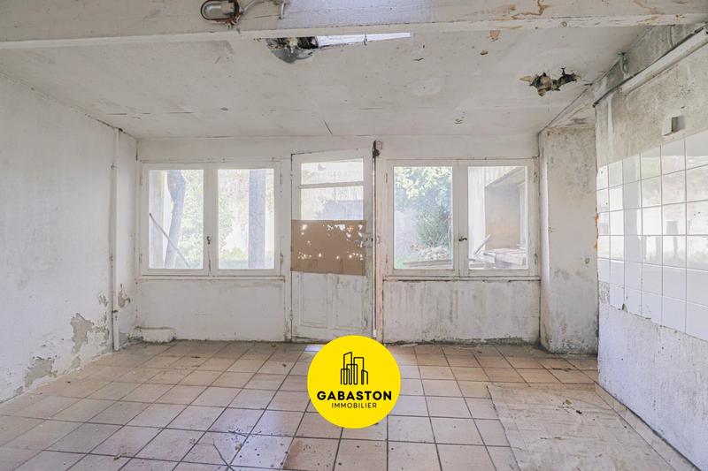 Local commercial - 67 m² - 3 pièces