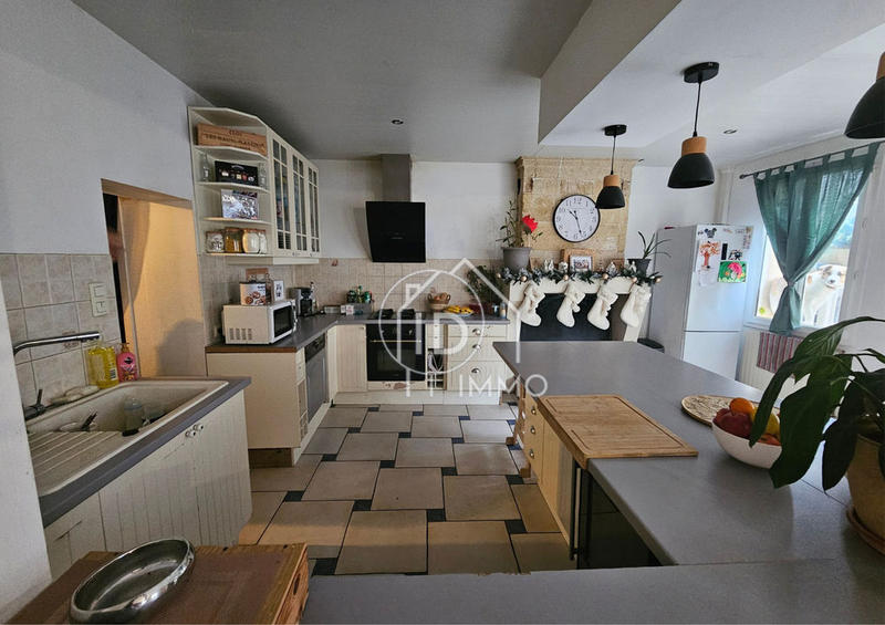 Maison de village - 130 m² - 4 pièces