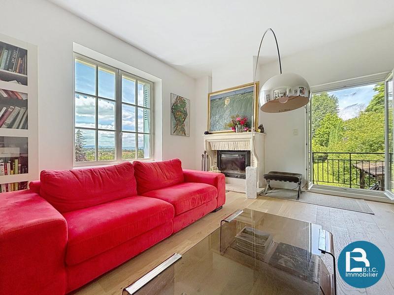 Maison ancienne - 217 m² - 6 pièces