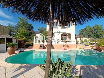 Maison - 160 m² - 5 pièces