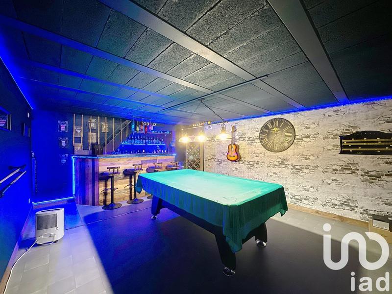 Maison - 200 m² - 5 pièces