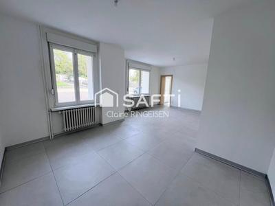 Maison - 95 m² - 4 pièces