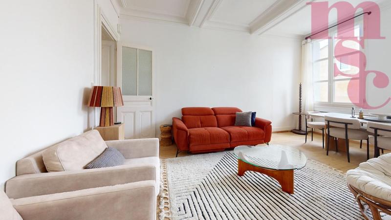 Appartement - 116 m² - 6 pièces