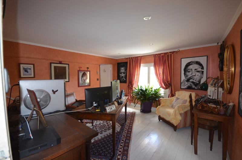 Maison - 226 m² - 7 pièces