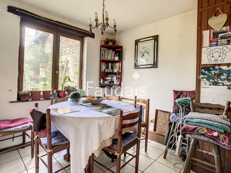 Propriété - 200 m² - 10 pièces