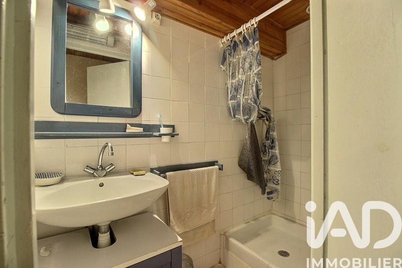 Maison - 238 m² - 6 pièces