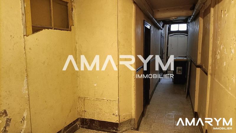 Local d'activité / Entrepôt - 79 m²