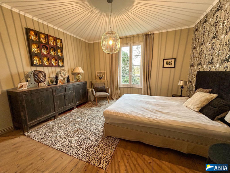 Appartement - 95 m² - 4 pièces