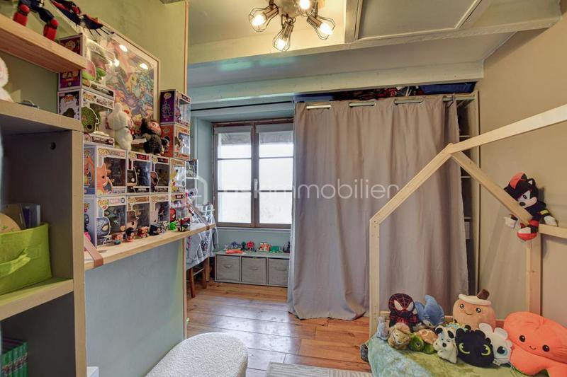 Maison - 98 m² - 5 pièces