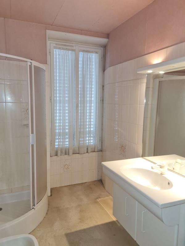 Maison - 174 m² - 6 pièces