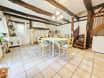 Maison - 149 m² - 7 pièces