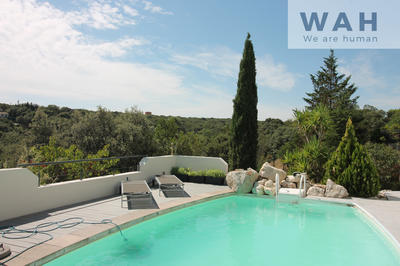 Maison - 265 m² - 6 pièces