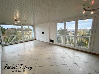 Appartement - 86 m² - 4 pièces