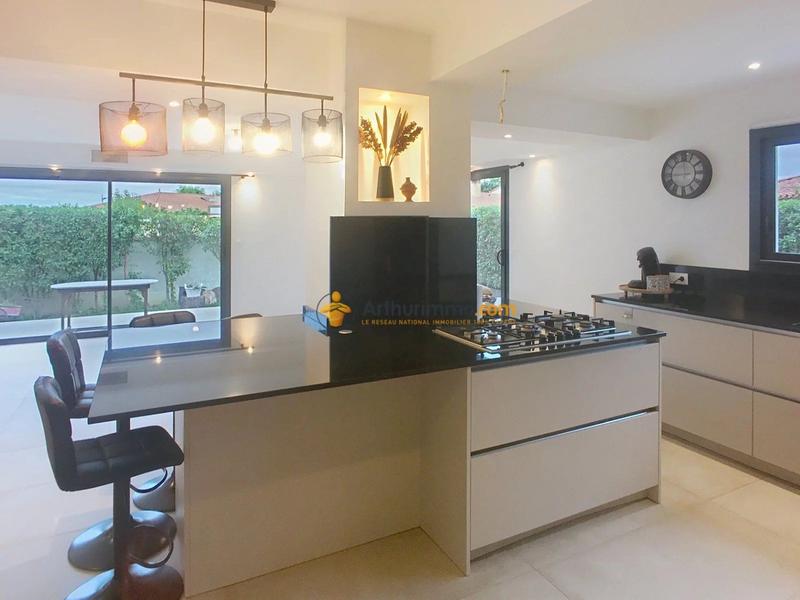 Maison - 150 m² - 5 pièces